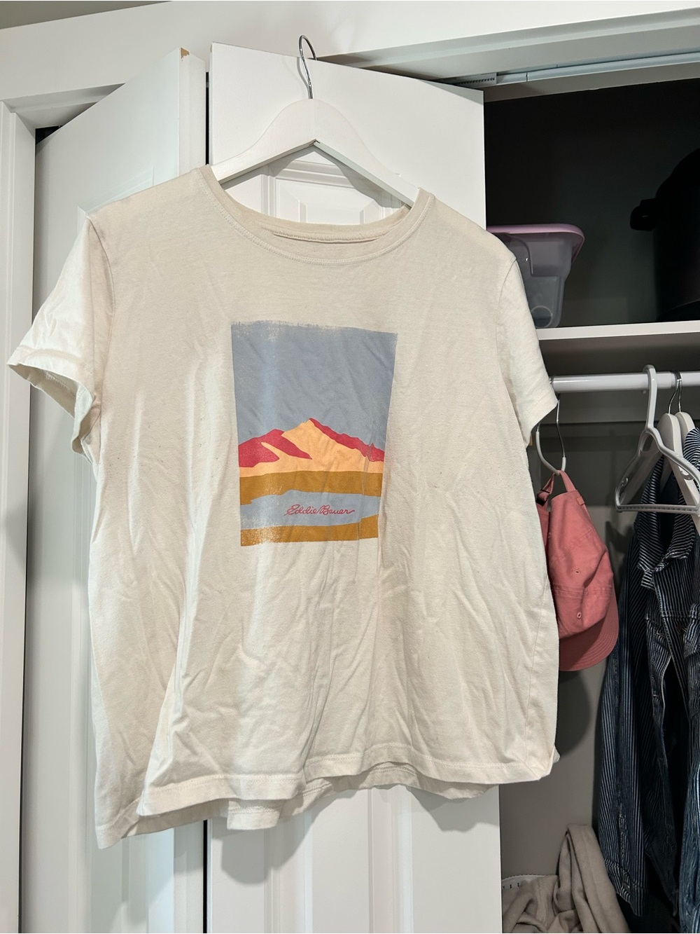 Eddie Bauer Cream Short Sleeve Tee with Sunset Mountain Graphic